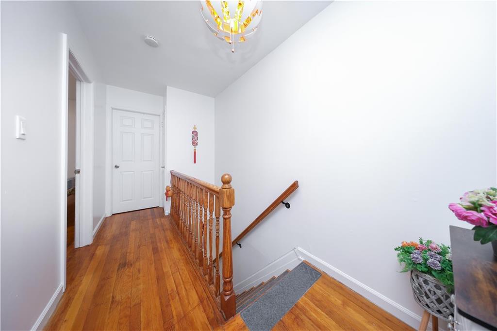 72 Zoe Street, Staten  Island, New York, 10305 image 17