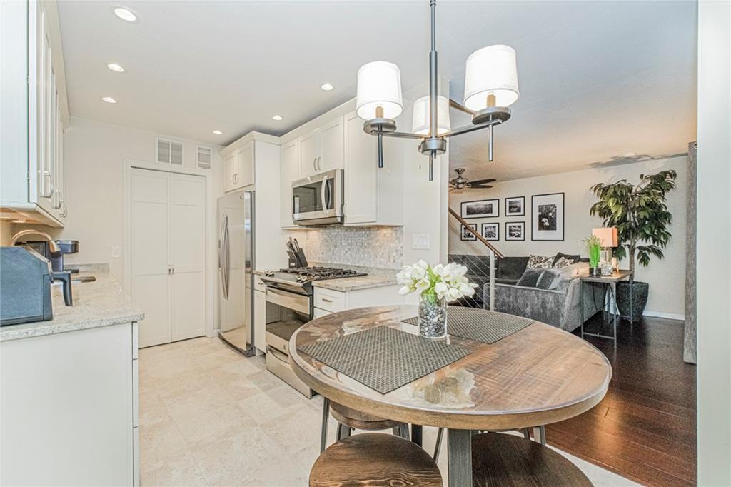 22 Pierpont Place Image 4