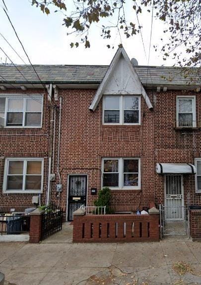 2264 West 7th Street Image 1