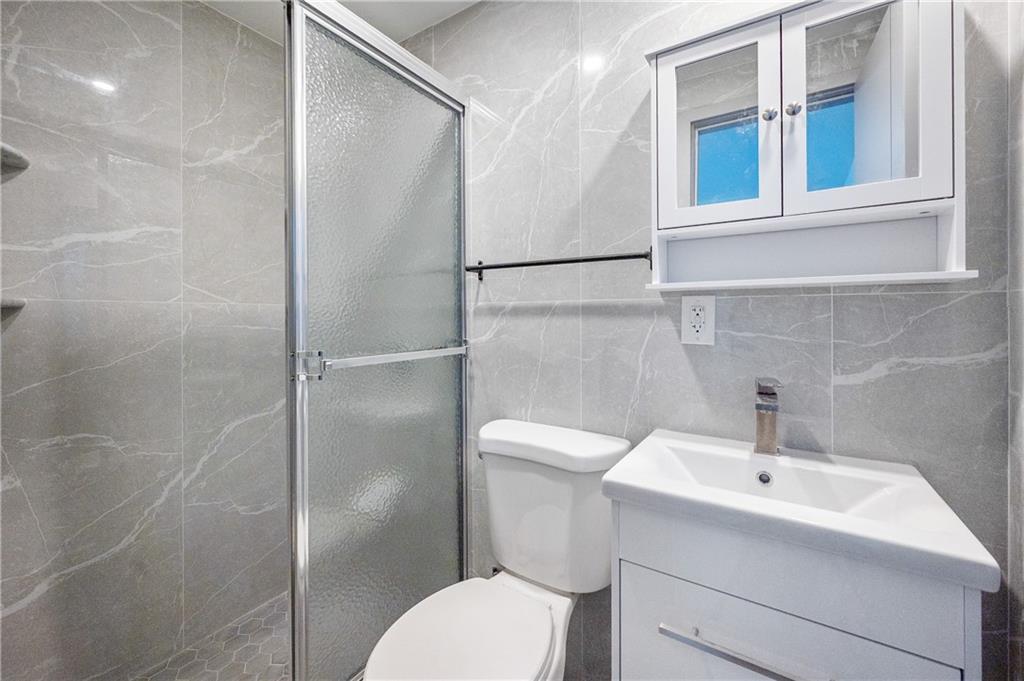 66-17 Clinton Avenue, Maspeth, New York, 11378 image 8