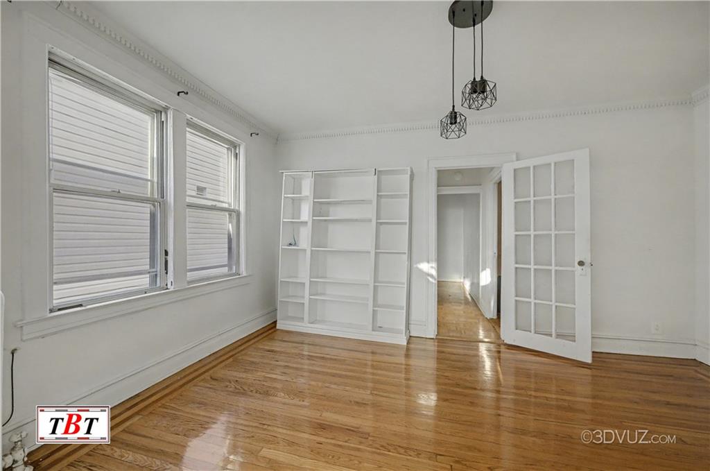 1551 East 32nd Street Image 4