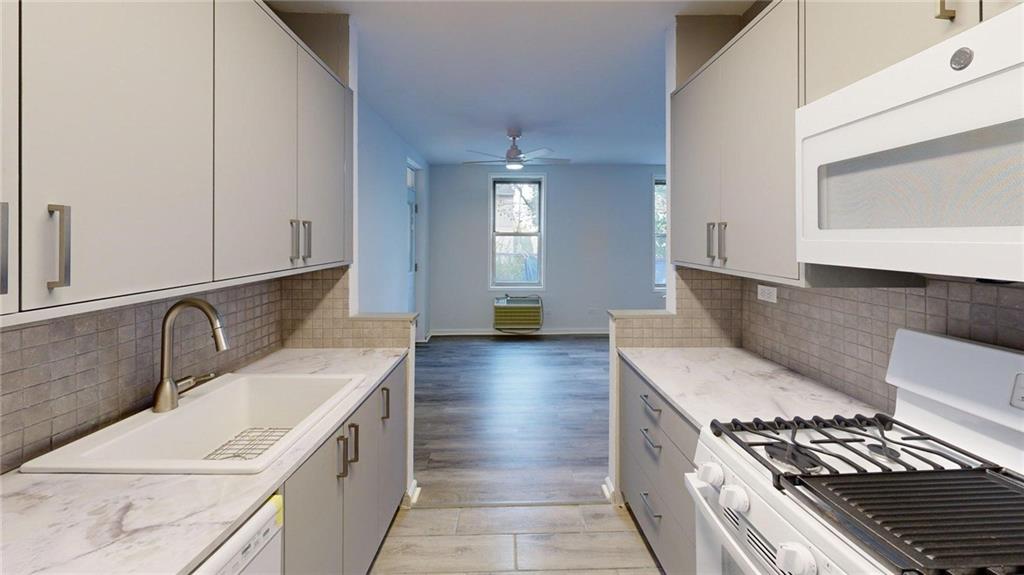 55 Austin Place 2Y Image 3