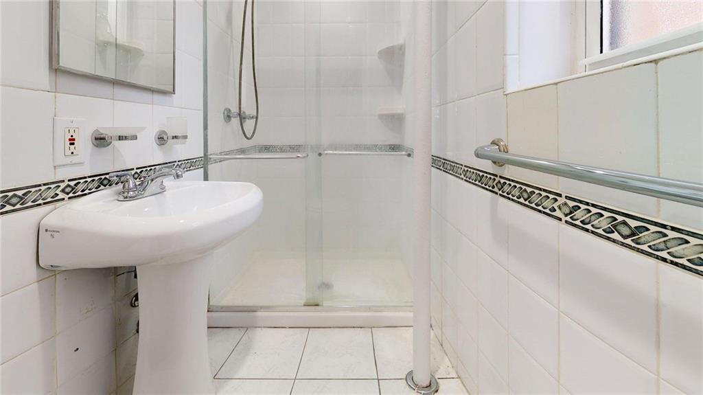 55 Austin Place 2Y, Staten  Island, New York, 10304 image 10