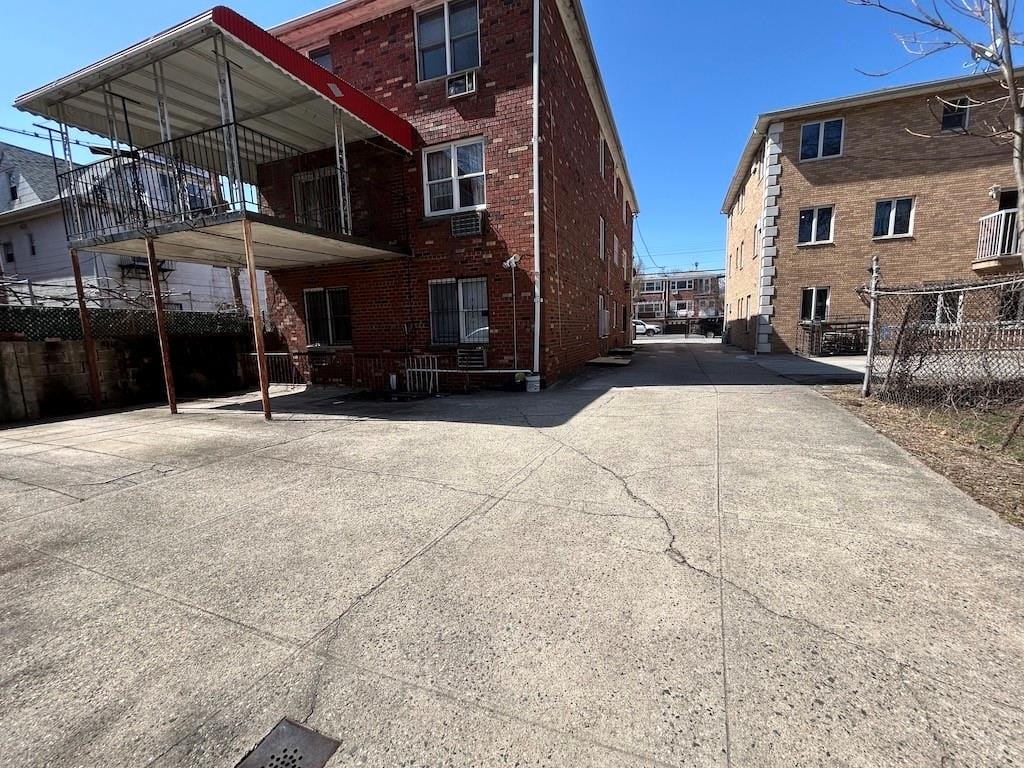 2169 East 17th Street Image 5