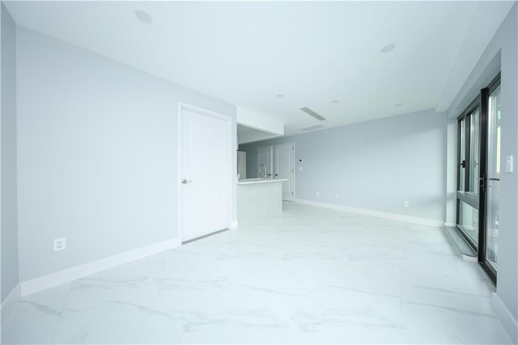 643 5th Avenue 3C Image 2