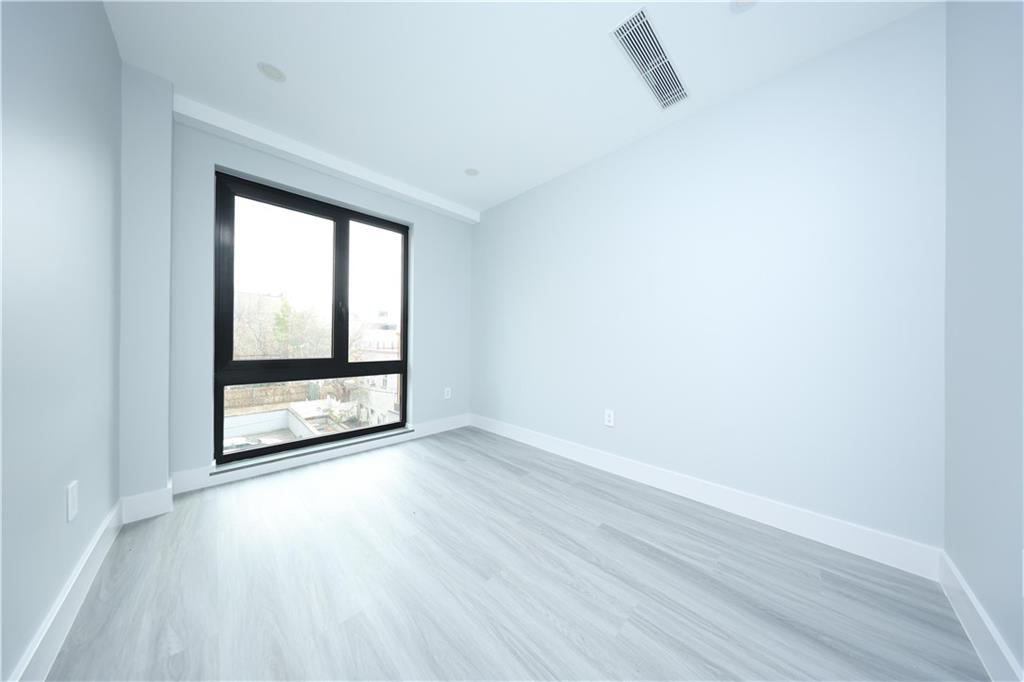 643 5th Avenue 4D Image 5
