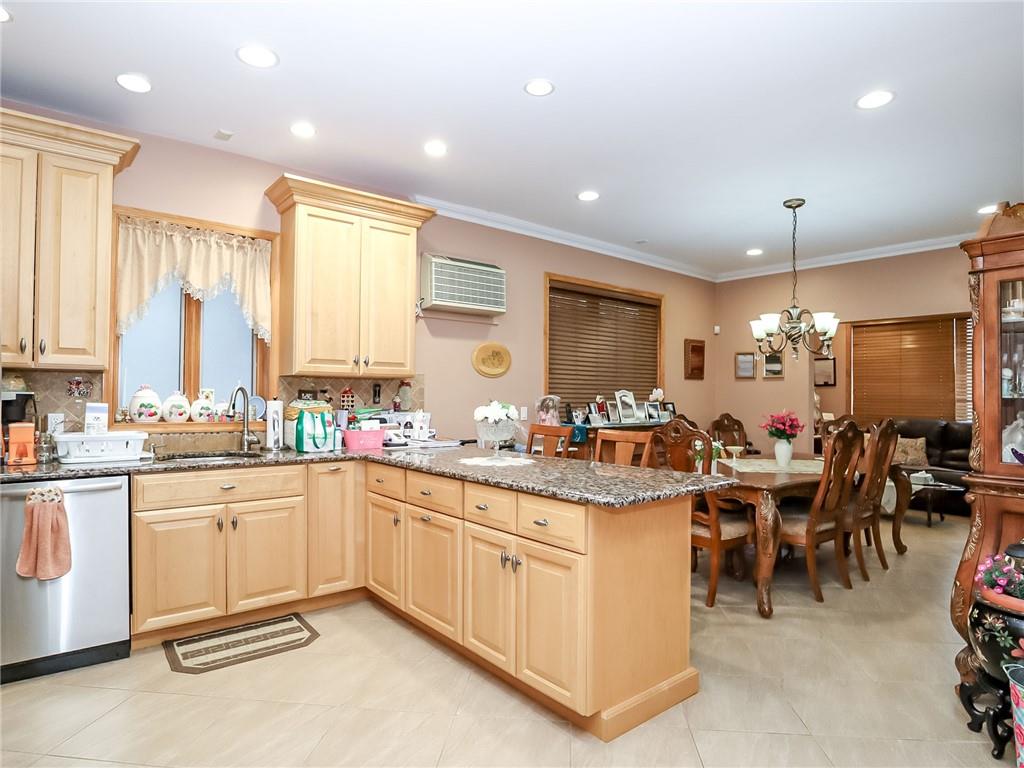 480 Van Sicklen Street, Brooklyn, New York, 11223 image 11