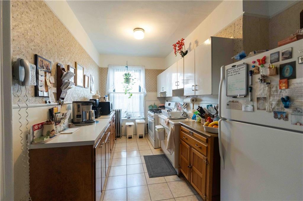 765 East 9th Street, Brooklyn, New York, 11230 image 30