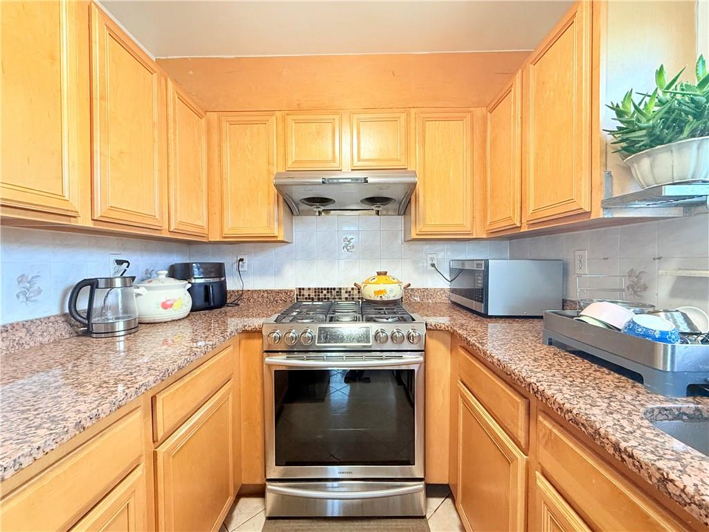 33 Geo Court, Staten  Island, New York, 10304 image 12