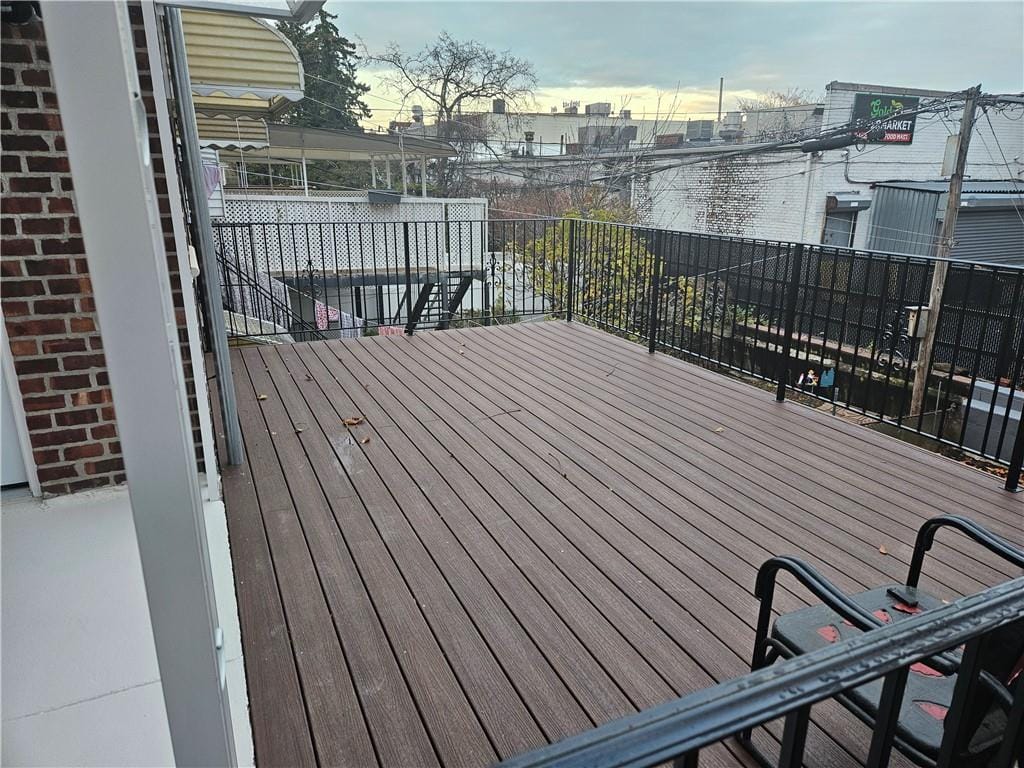 2567 East 29th Street Image 3