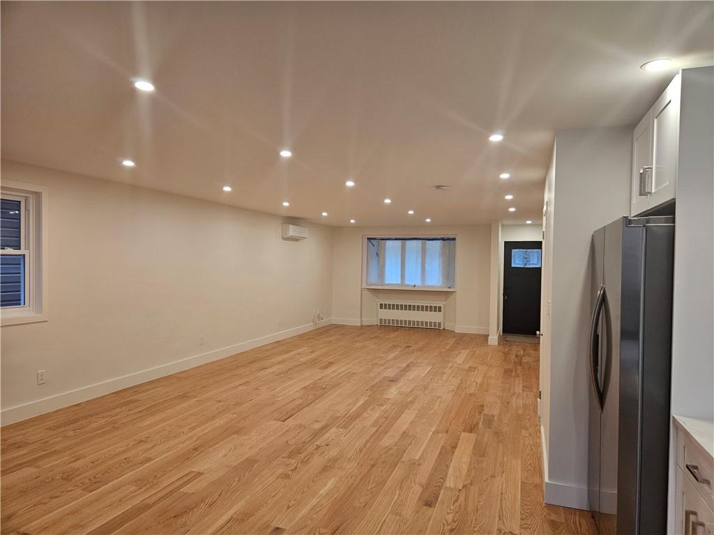 2567 East 29th Street Image 5