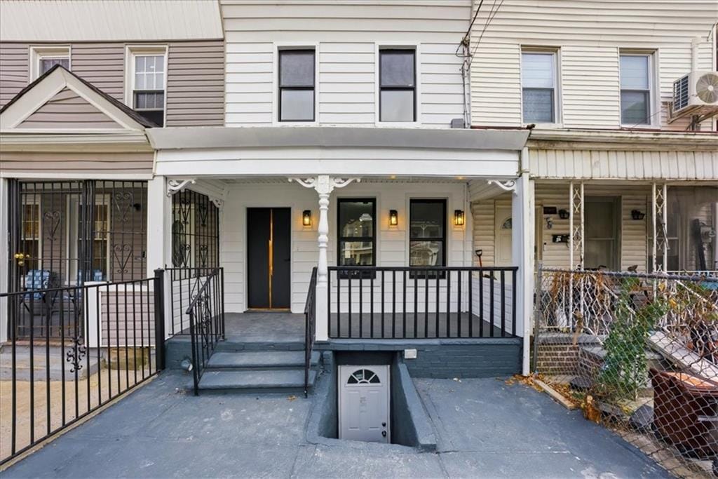 2862 Briggs Avenue, Bronx, New York, 10458