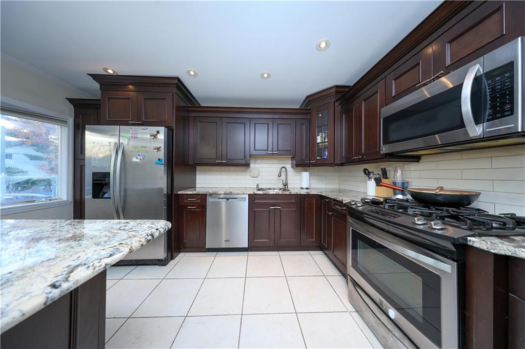 969 Armstrong Avenue, Staten  Island, New York, 10308 image 20