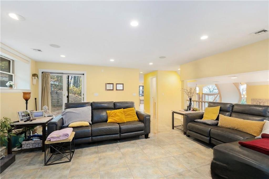 16 Diana Trail, Staten  Island, New York, 10304 image 13