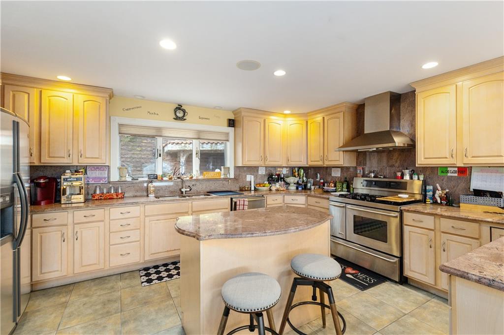 16 Diana Trail, Staten  Island, New York, 10304 image 18