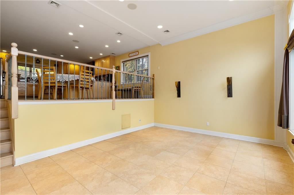 16 Diana Trail, Staten  Island, New York, 10304 image 20