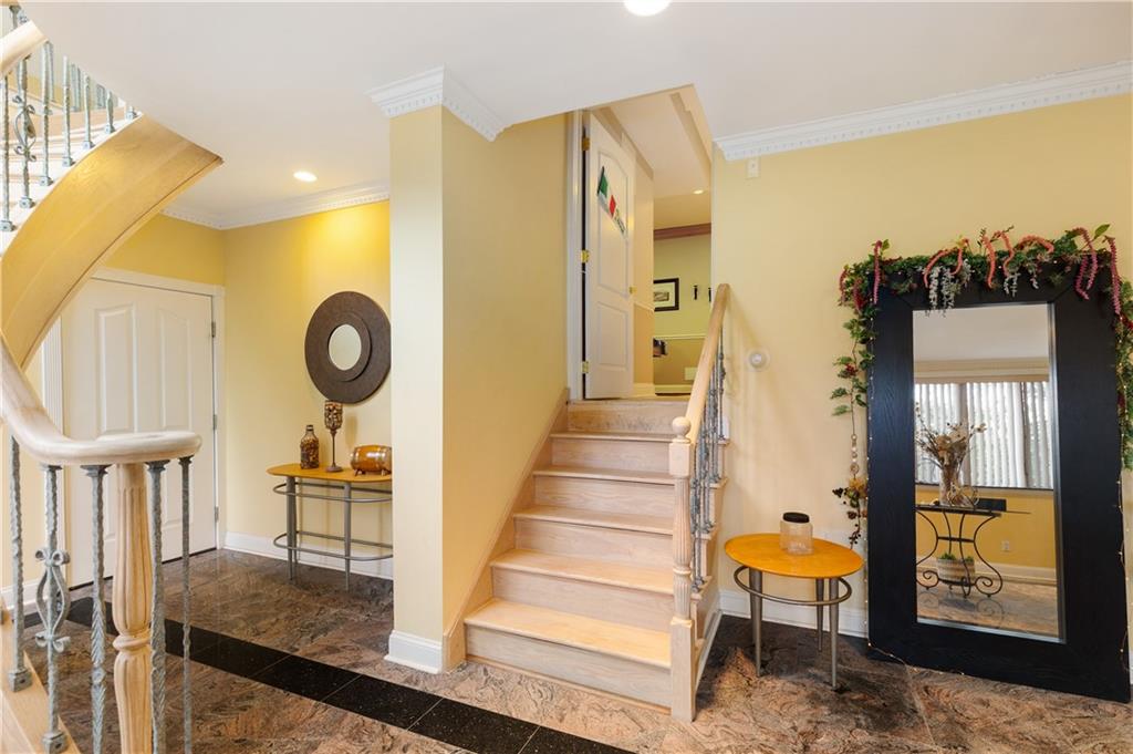 16 Diana Trail, Staten  Island, New York, 10304 image 6