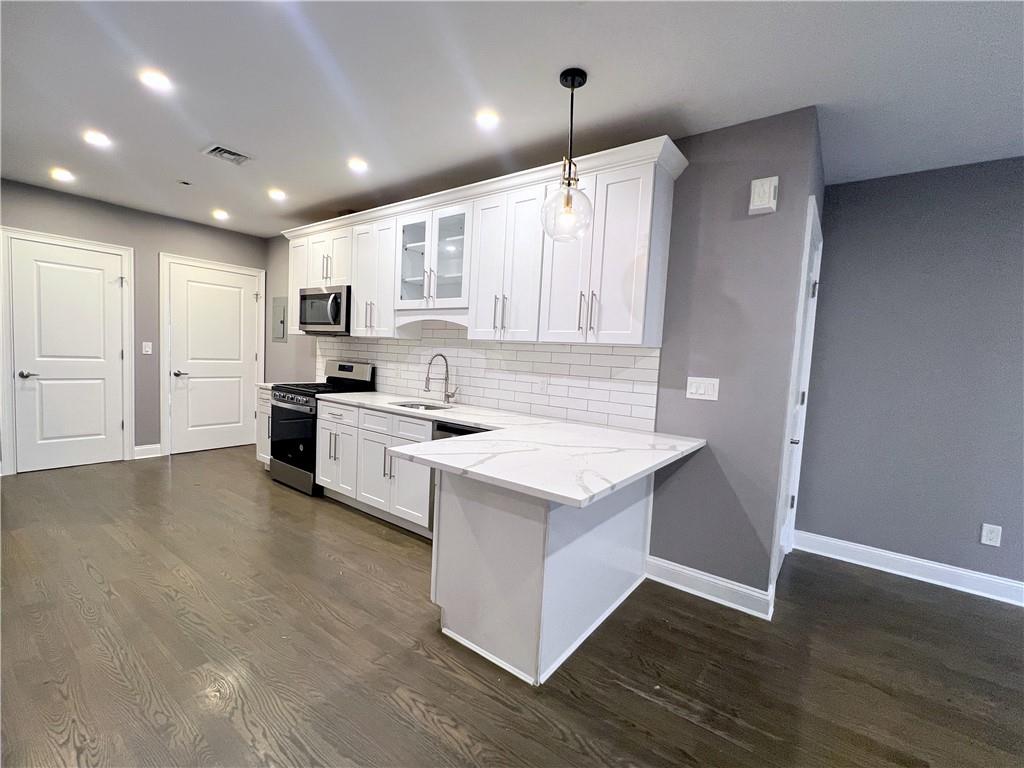 68-02 Jay Avenue Image 4