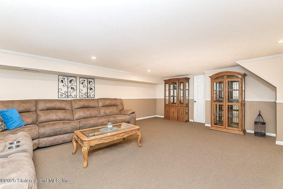 35 Nutwood Court, Richmond, New York, 10308 image 25