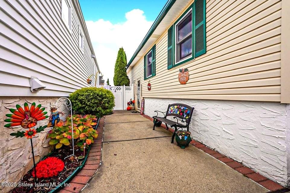 35 Nutwood Court Image 4