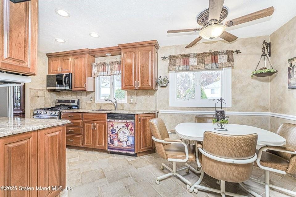 35 Nutwood Court, Richmond, New York, 10308 image 6