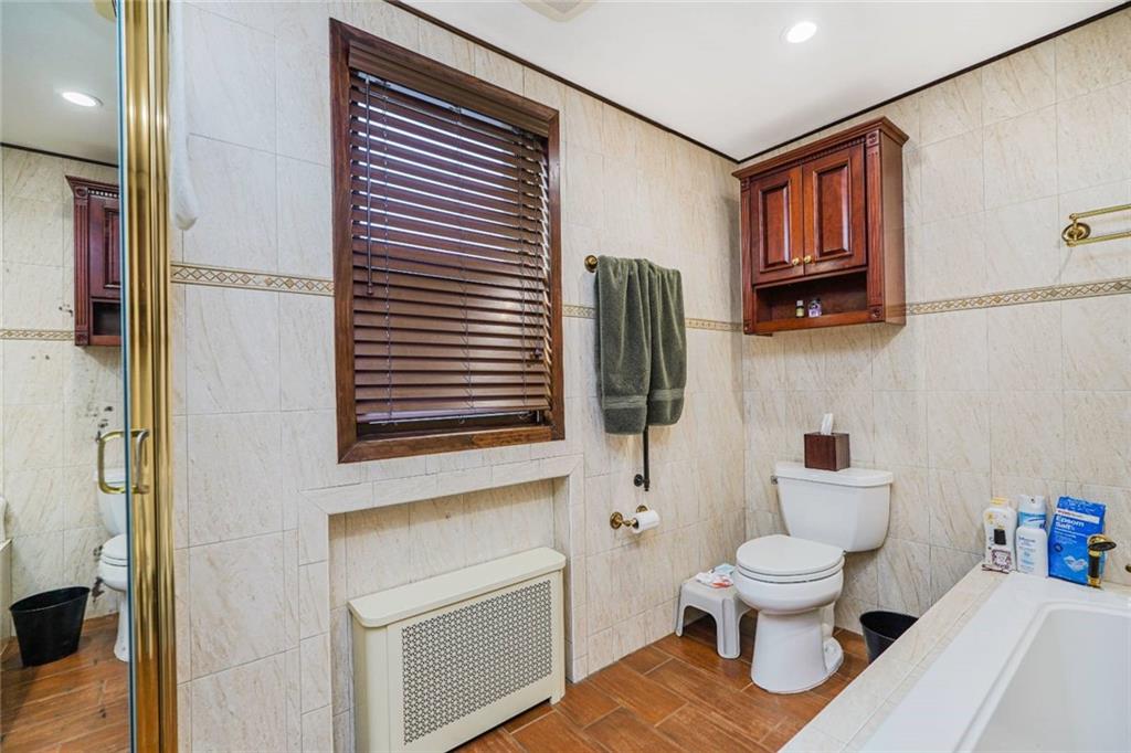 8686 Bay 16 Street, Brooklyn, New York, 11214 image 24