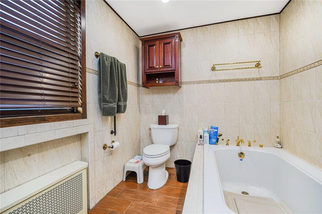 8686 Bay 16 Street, Brooklyn, New York, 11214 image 25