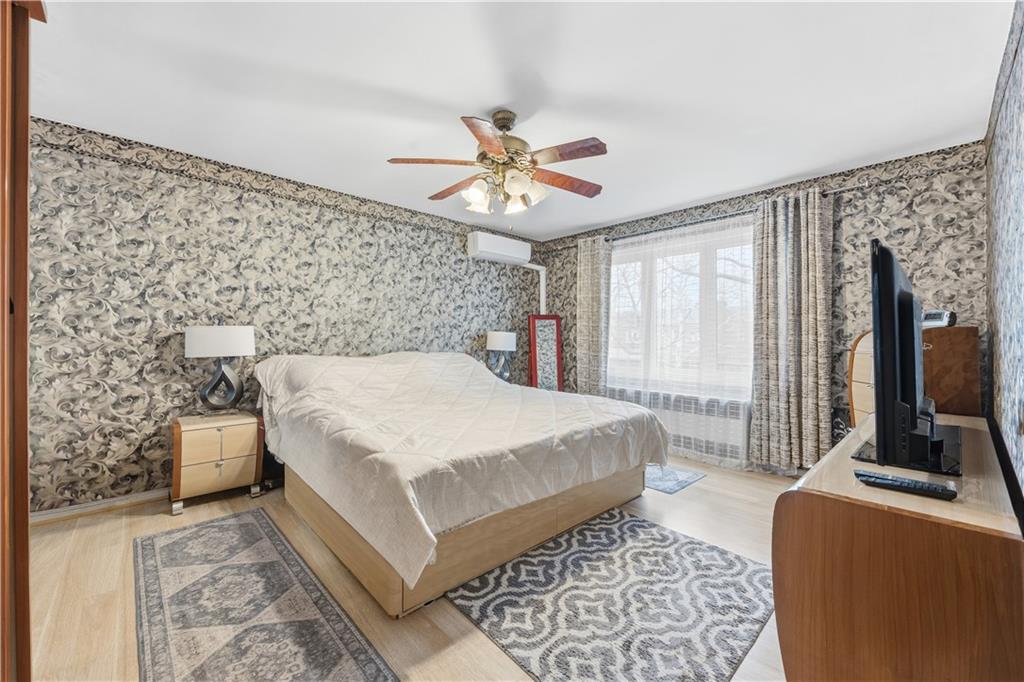 2666 Brown Street, Brooklyn, New York, 11235 image 18