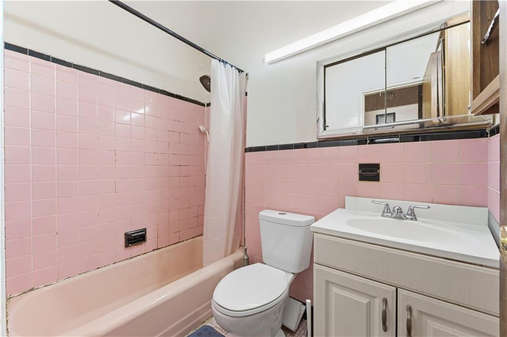 2666 Brown Street, Brooklyn, New York, 11235 image 29