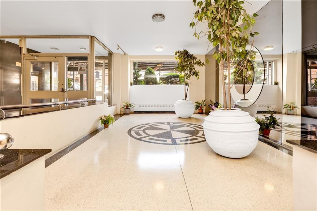 1075 Sheepshead Bay Road 2S Image 3