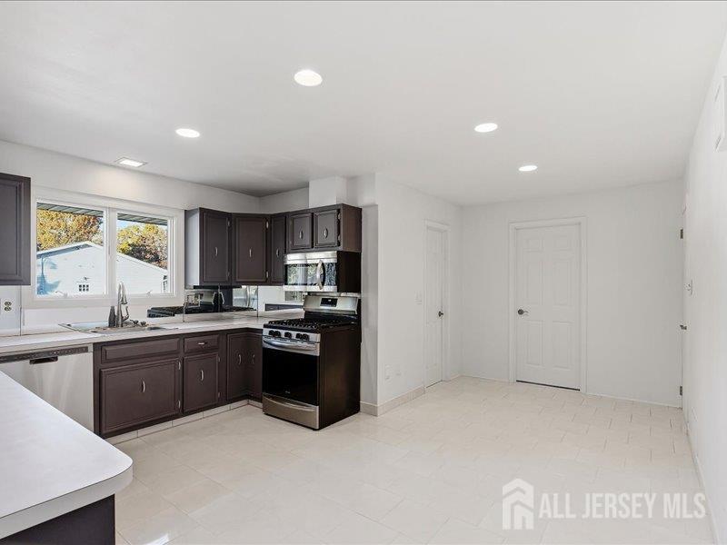 551 Rosewood Drive 551 R, Lacey, NJ, 08734 image 8