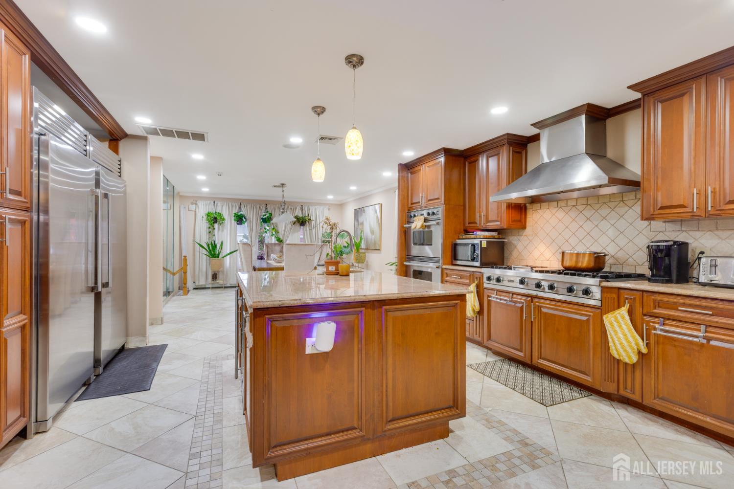 6 Milton Avenue, East Brunswick, NJ, 08816 image 22