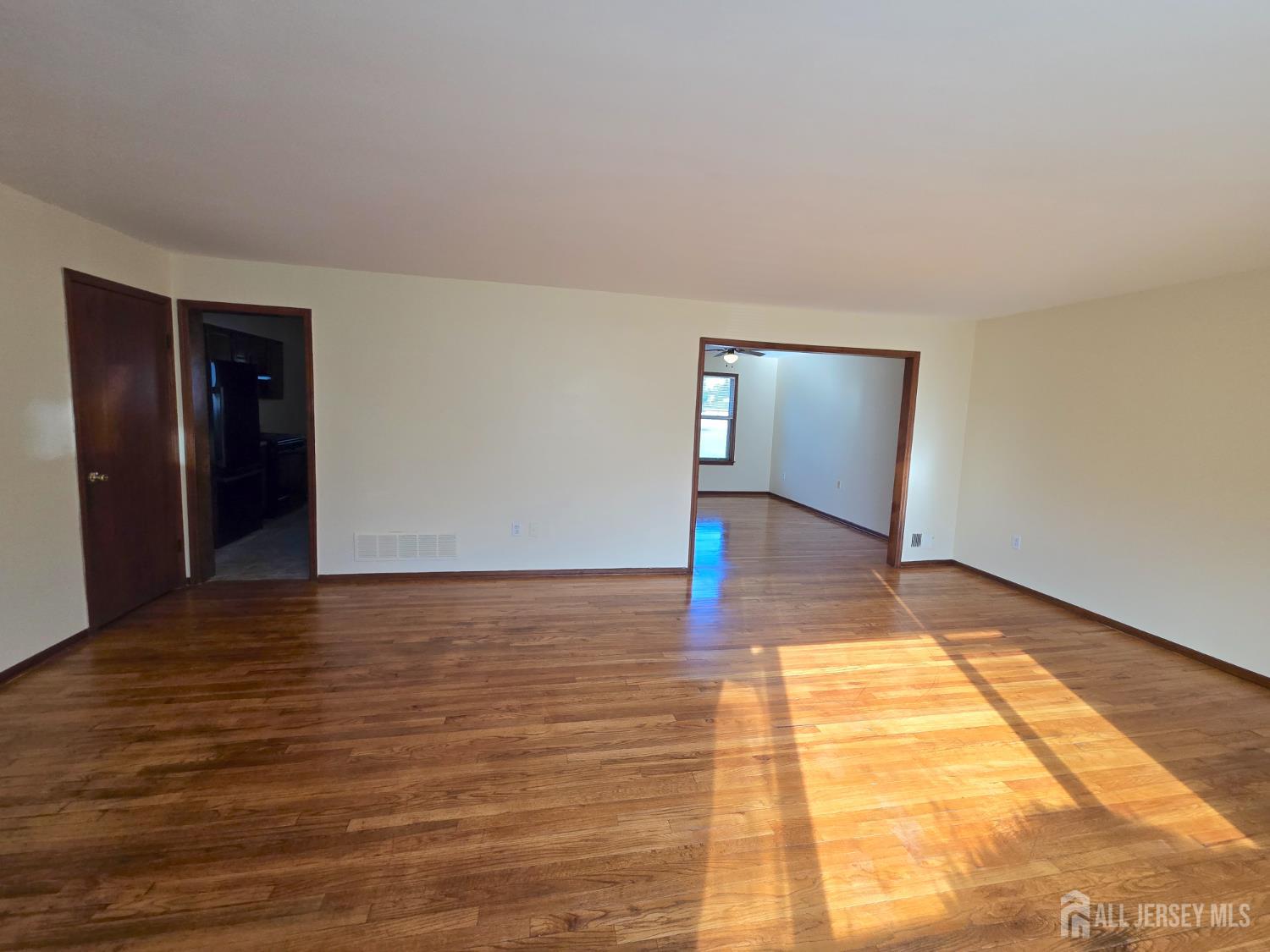 975-A & B Bergen Avenue, North Brunswick, NJ, 08902 image 32