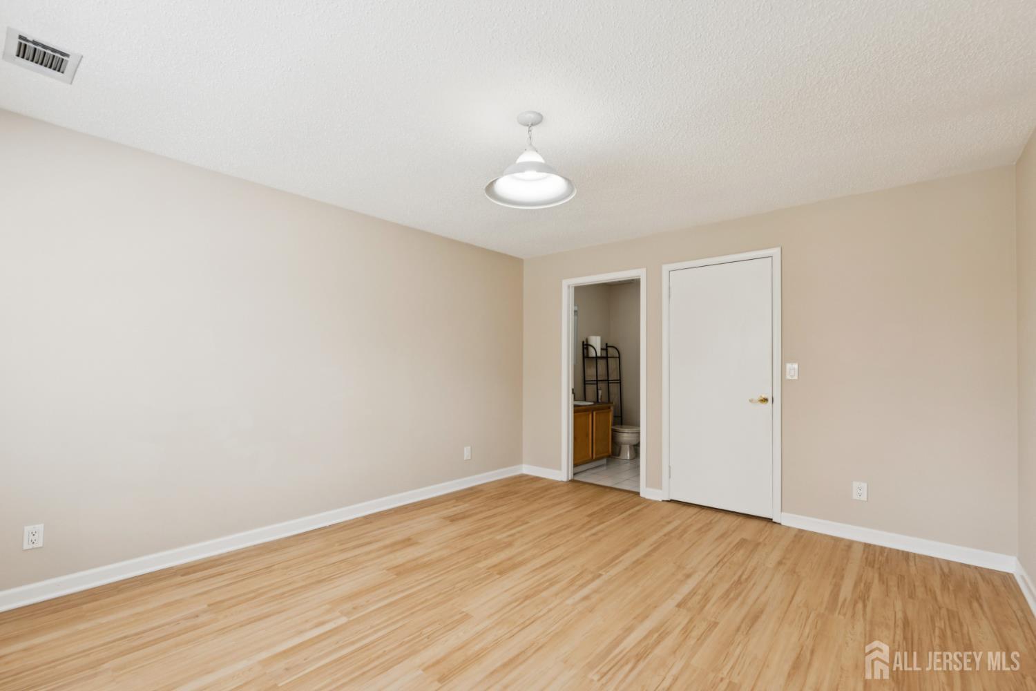 20 AUSTIN Court 7, Freehold Twp, NJ, 07728 image 27