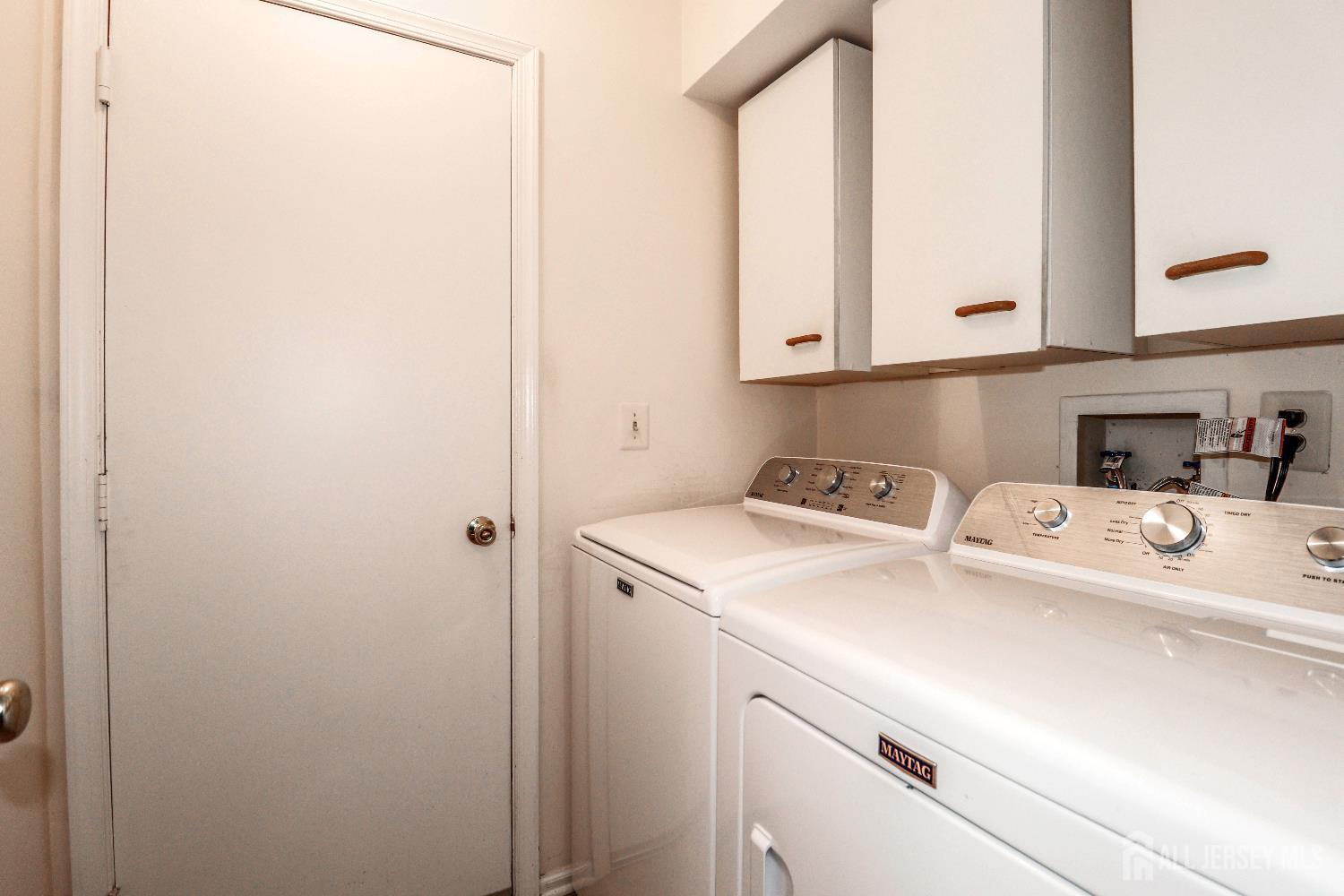 288 Waterlou Court, Franklin Twsp, NJ, 08873 image 21