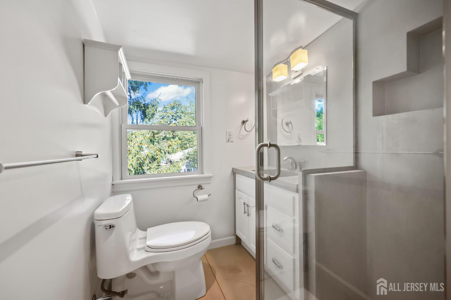 7 Lake Avenue, Helmetta, NJ, 08828 image 36