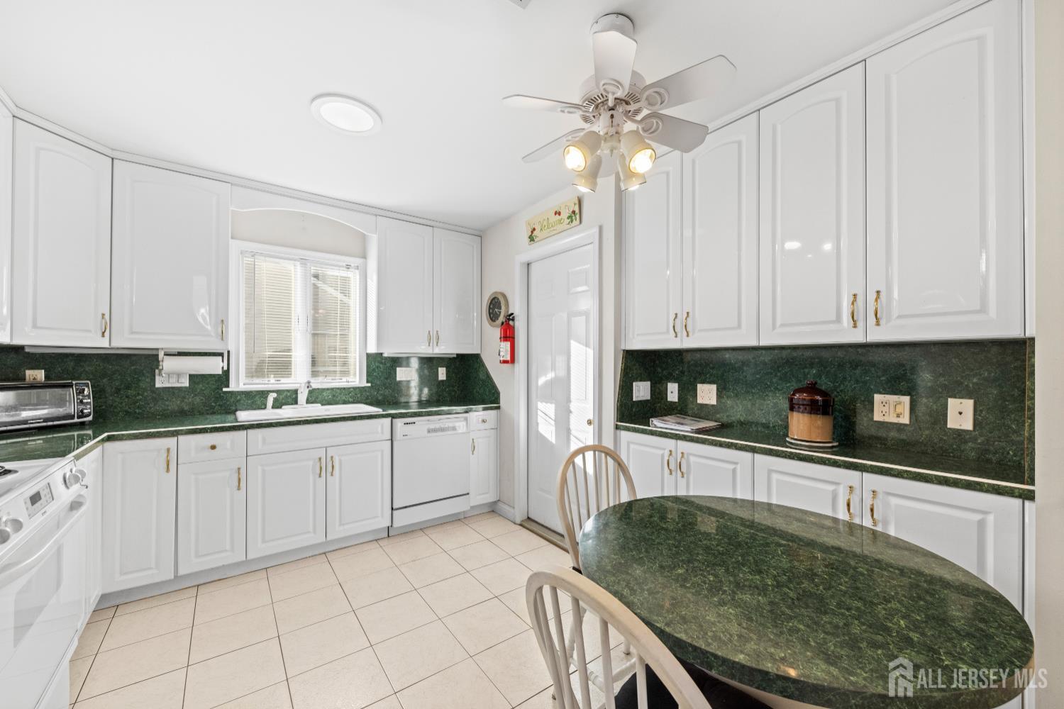 835-B Vail Road, Monroe, NJ, 08831 image 10