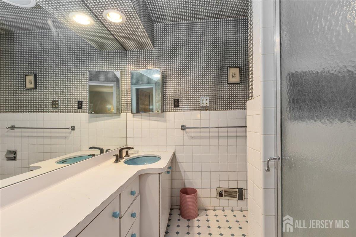 1066 Allenwood Drive, Plainfield, NJ, 07060 image 23