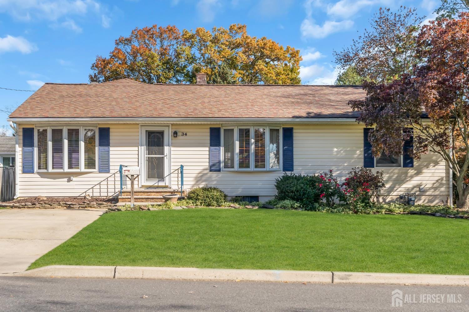 34 Roosevelt Avenue, East Brunswick, NJ, 08816