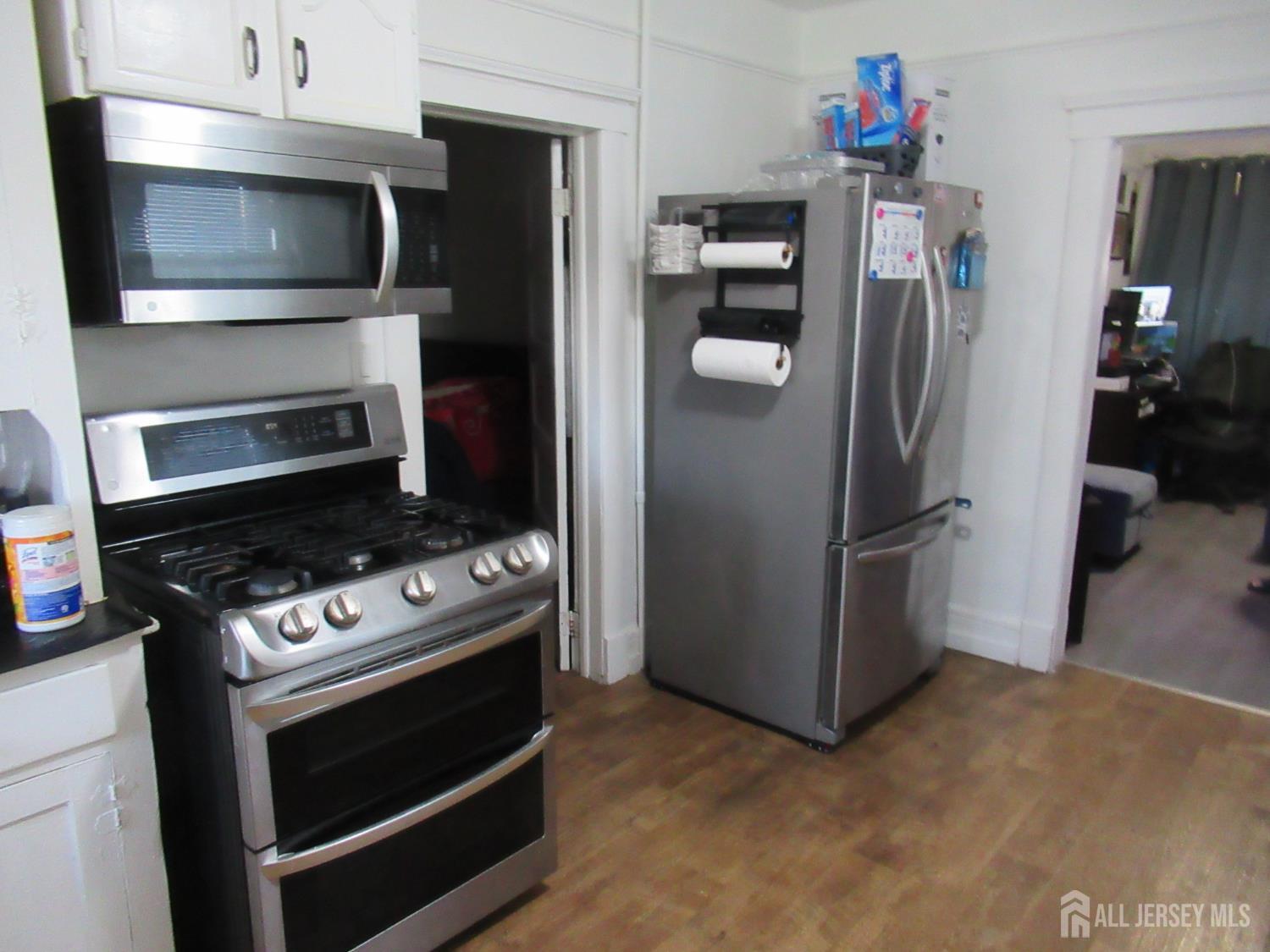 82 Pulaski Avenue, Carteret, NJ, 07008 image 19