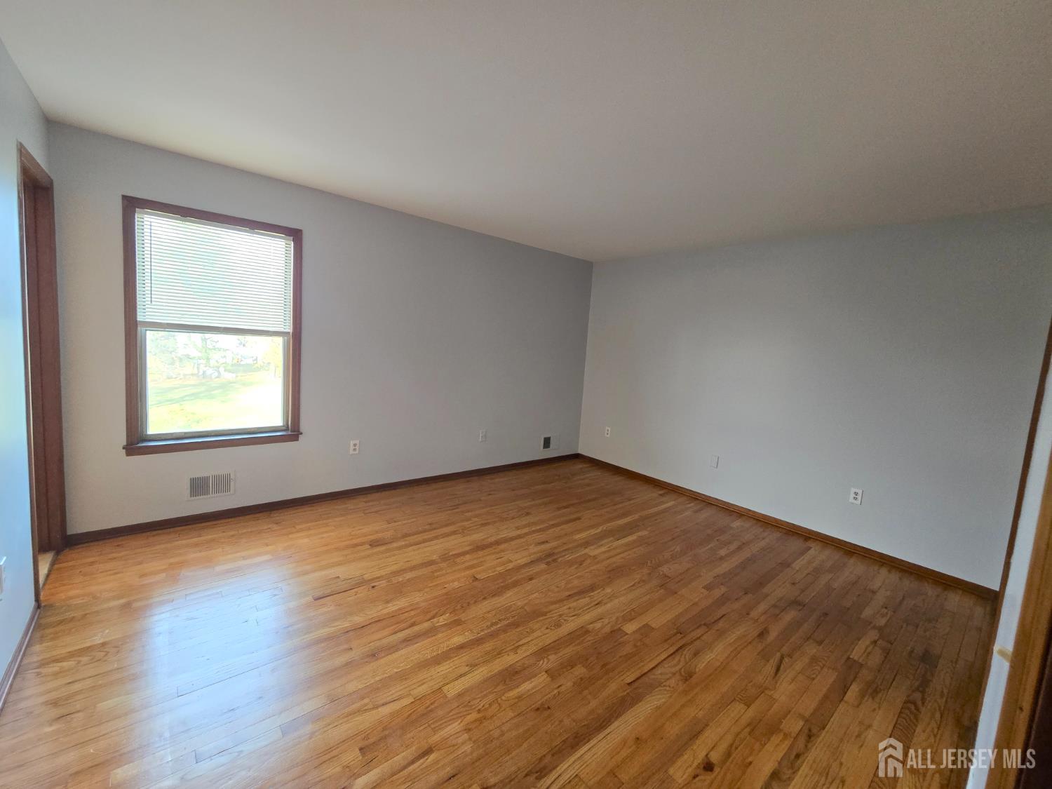 975-A & B Bergen Avenue, North Brunswick, NJ, 08902 image 47