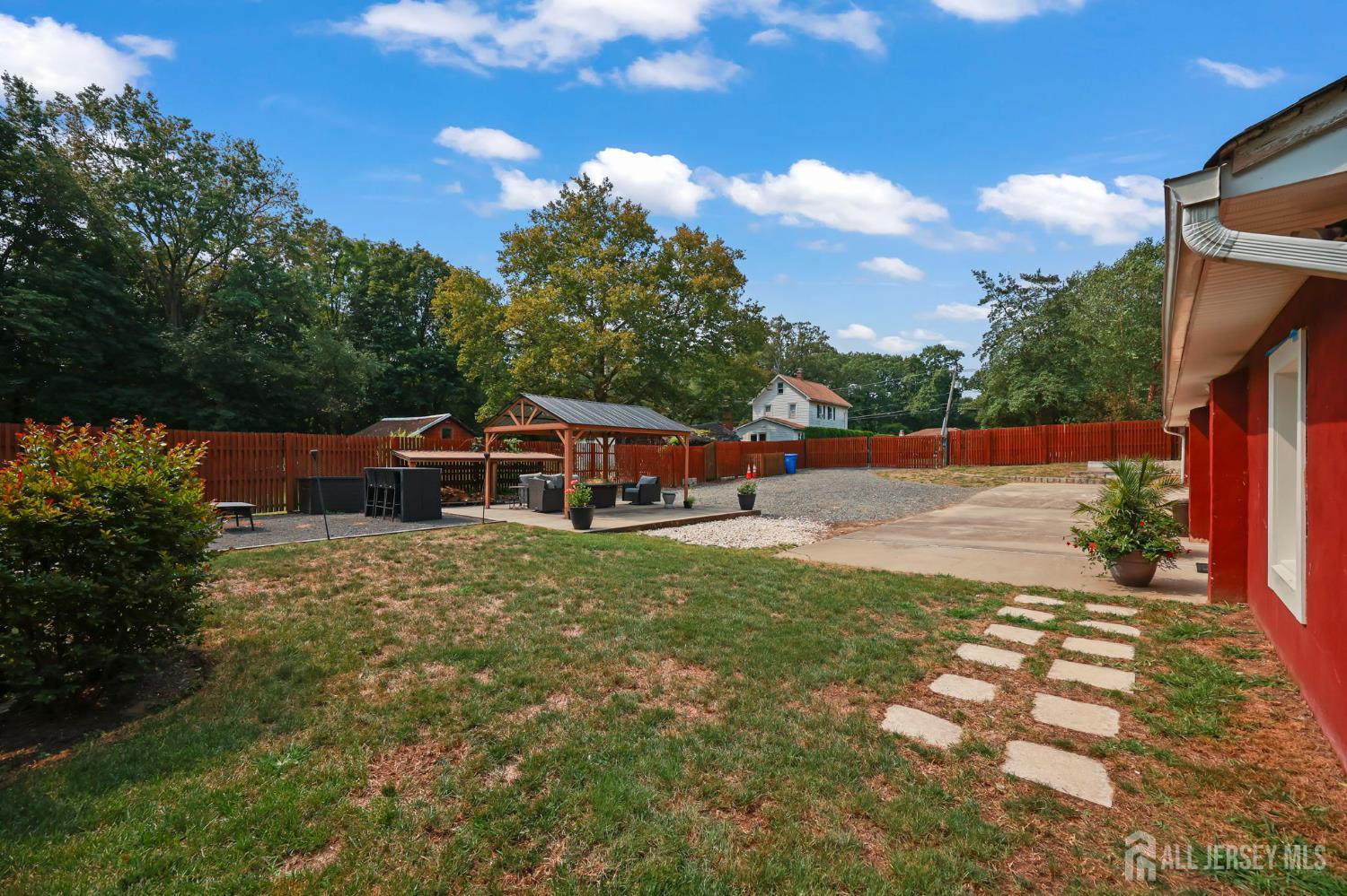 7 Lake Avenue, Helmetta, NJ, 08828 image 55