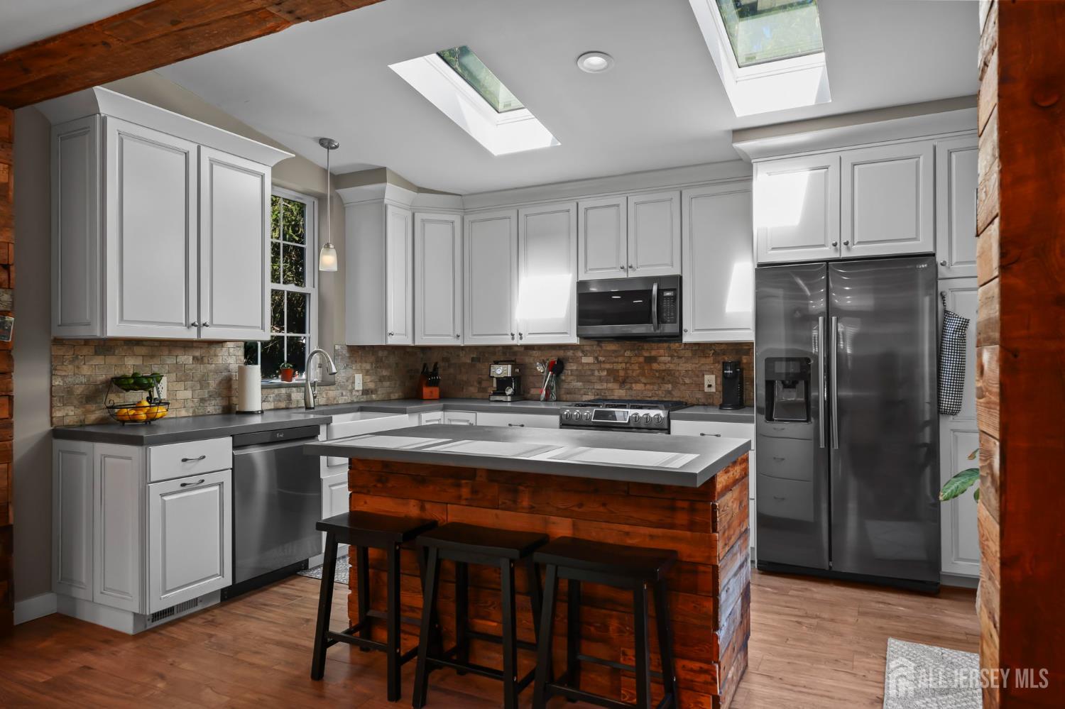 7 Lake Avenue, Helmetta, NJ, 08828 image 11