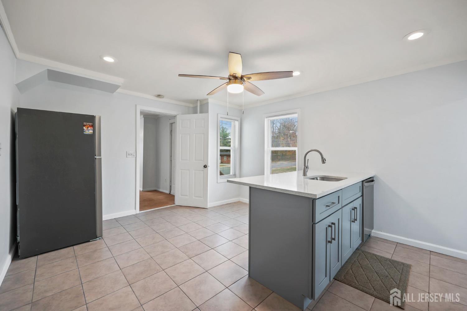 608 Main Street, Sayreville, NJ, 08872 image 18