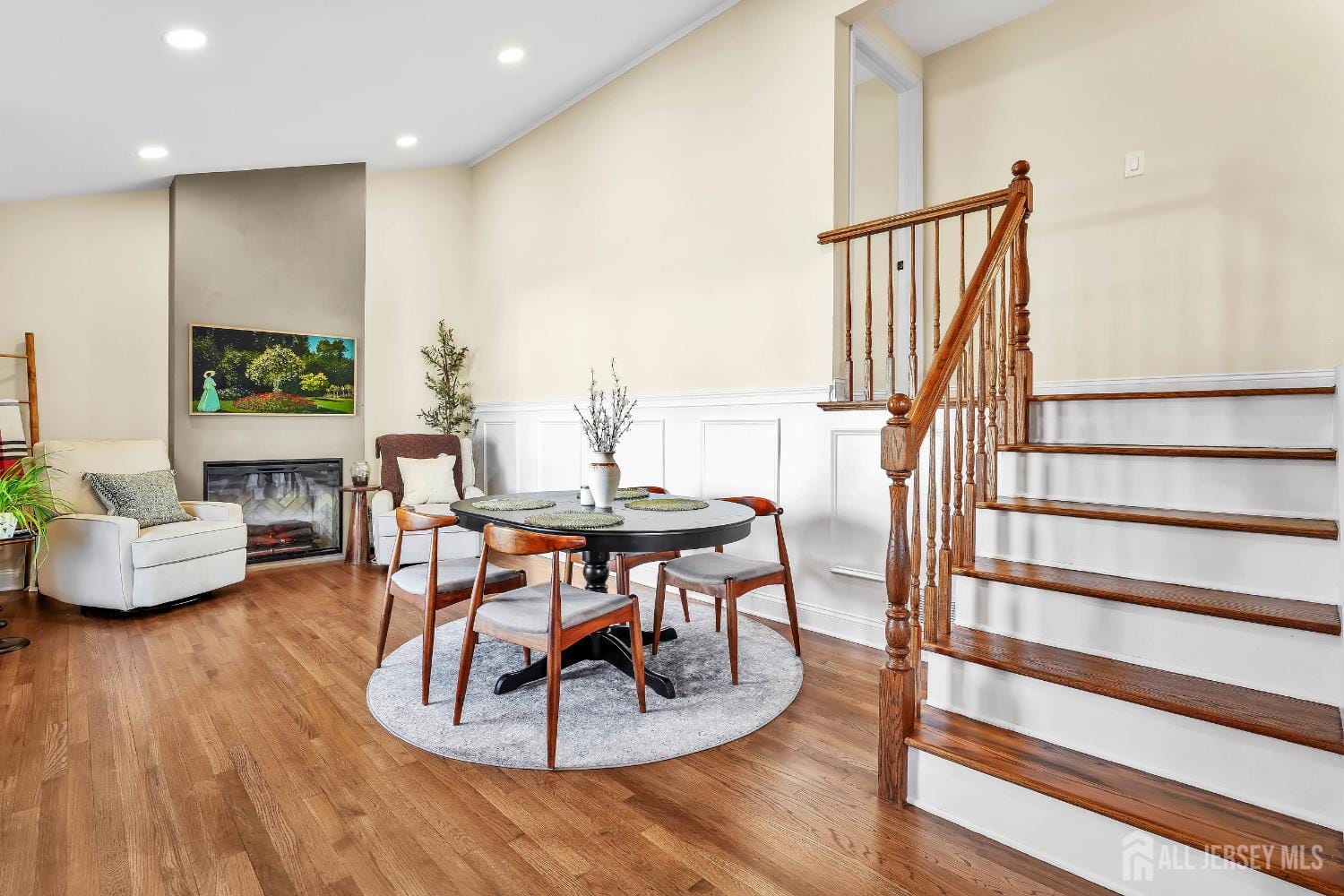 99 Cameo Place Image 2