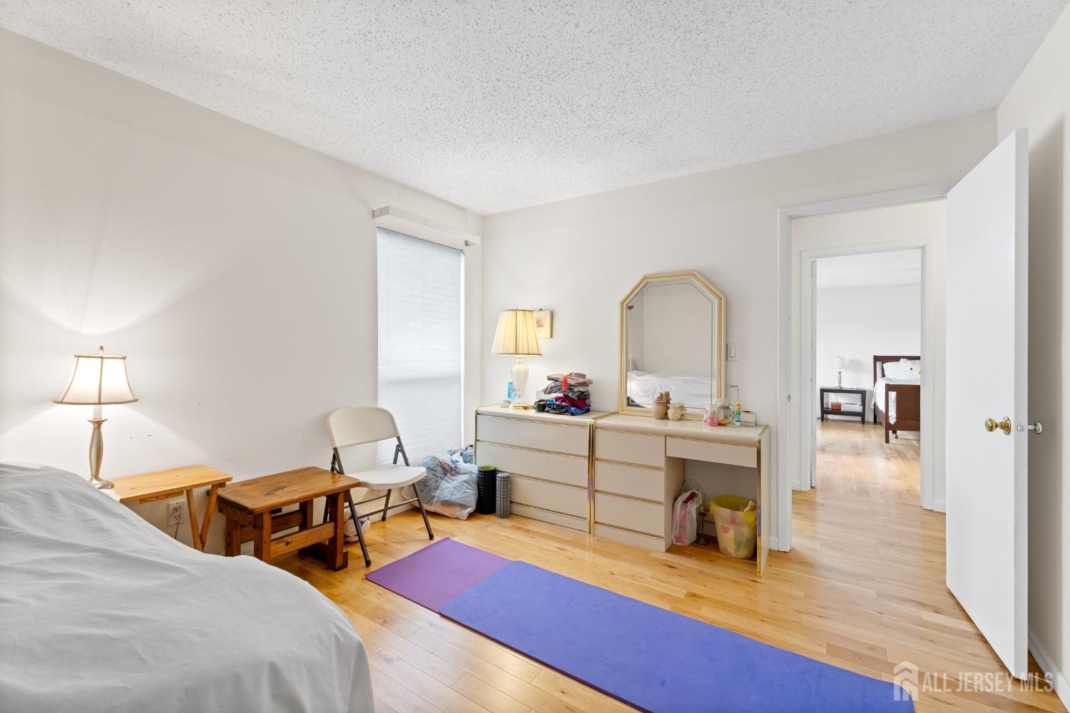 338 Westgate Drive, Edison, NJ, 08820 image 31