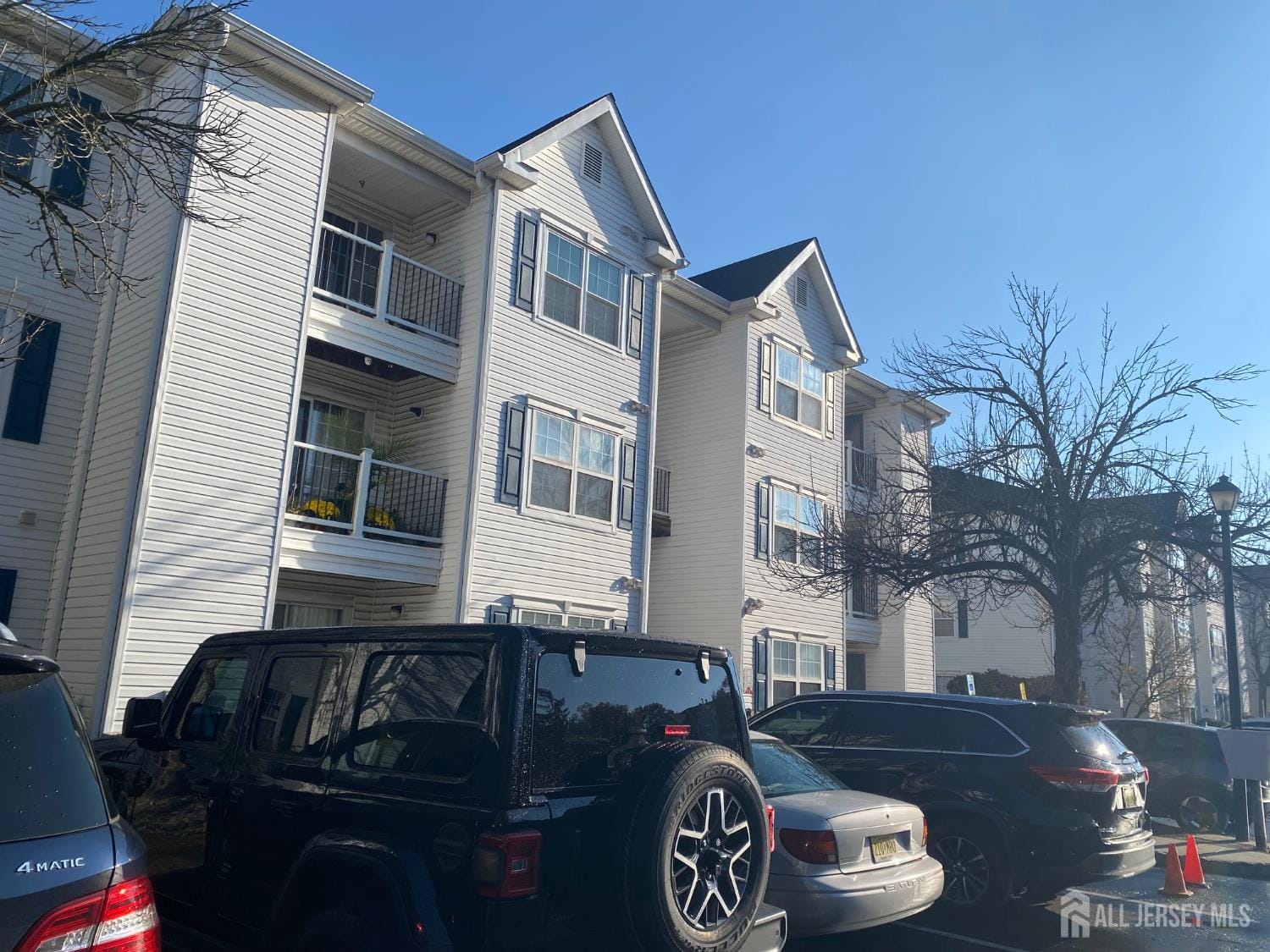 513 Waterford Drive, Edison, NJ, 08817 image 24