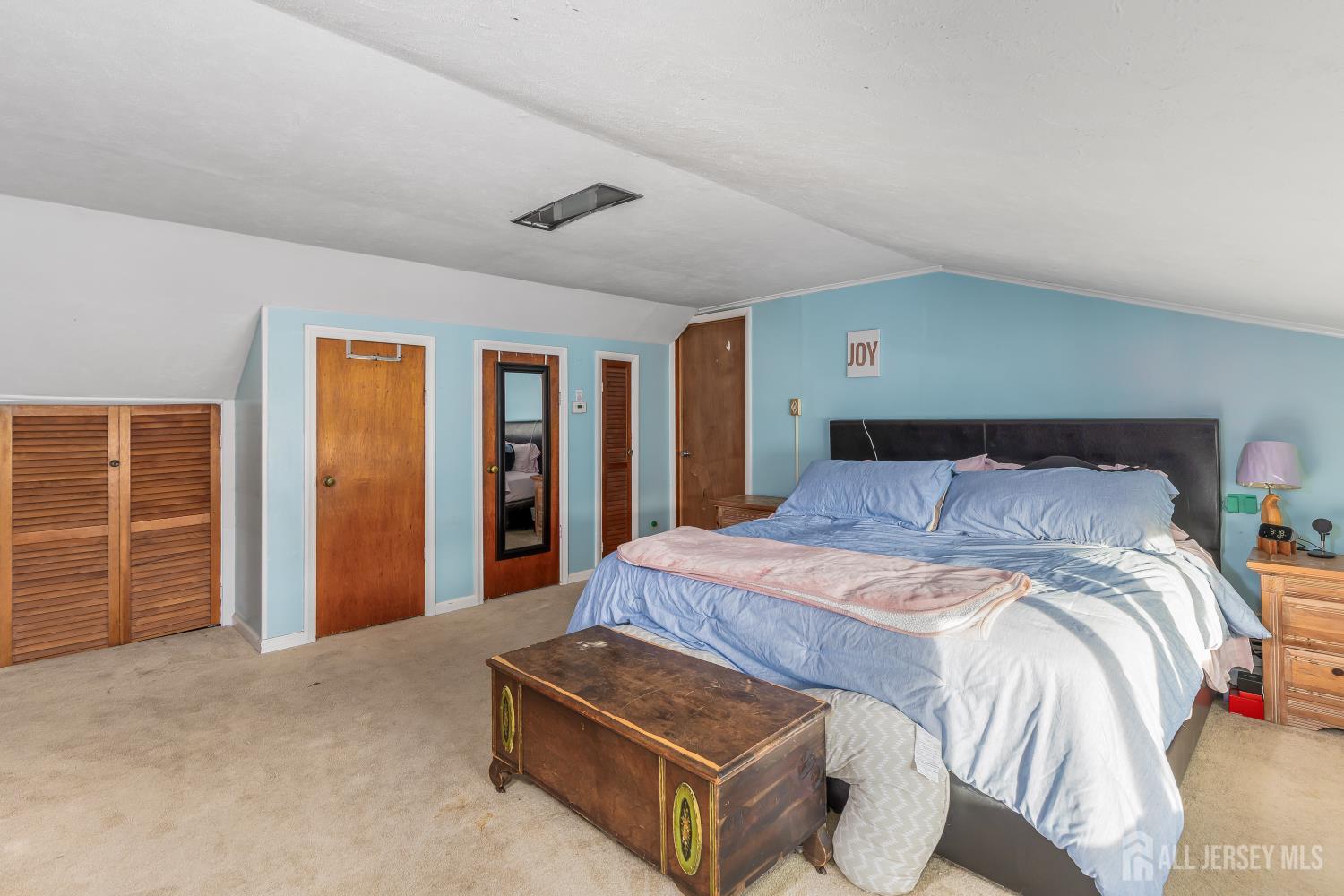 98 WORTYLKO Street, Carteret, NJ, 07008 image 14