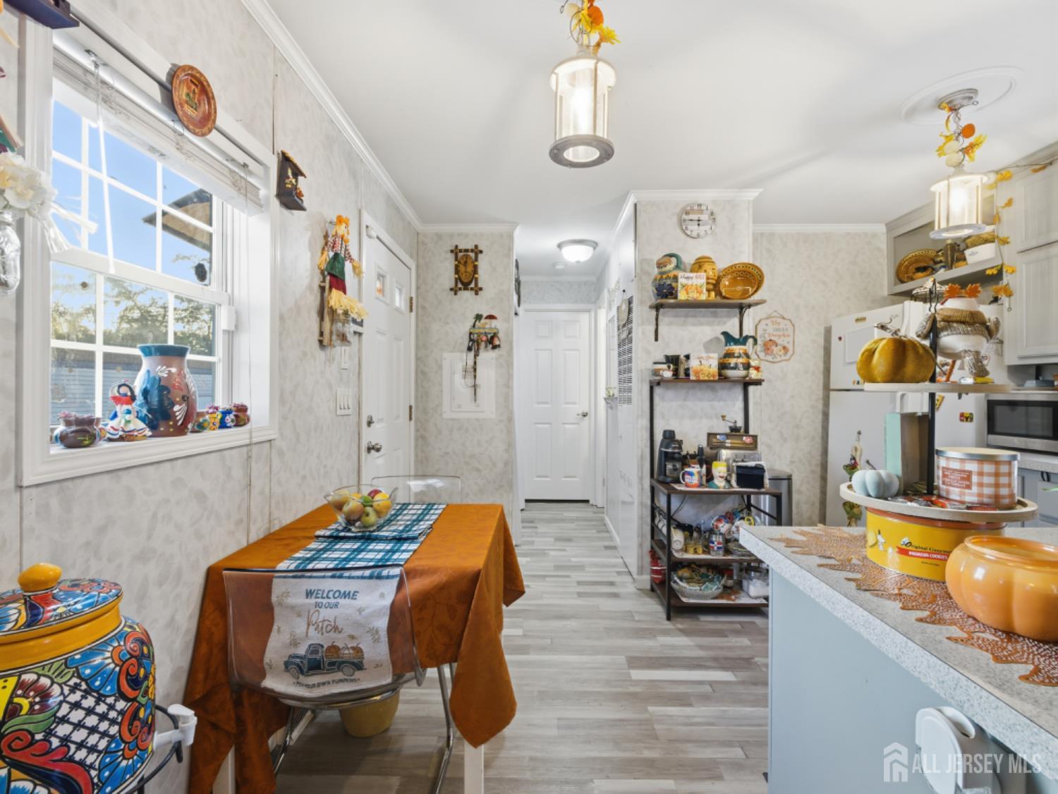 18 3rd Street Image 4