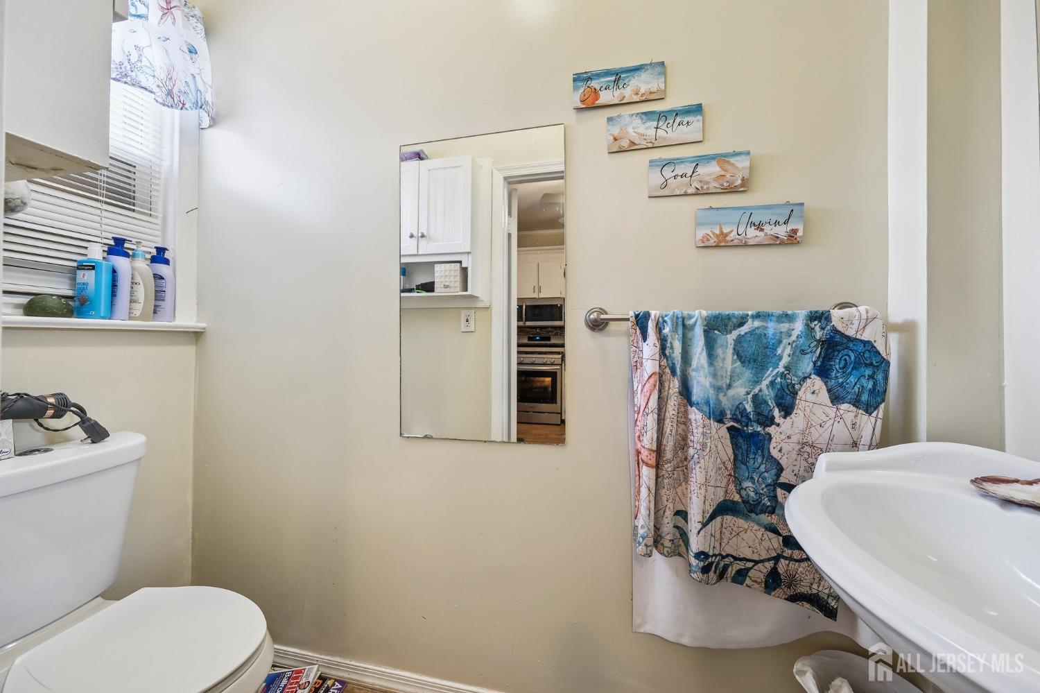 190 Lewis Street, Perth Amboy, NJ, 08861 image 9